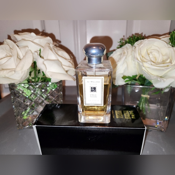 Vintage Vanilla & Anise Cologne Spray by Jo Malone; 100ml / 3.4 fl.oz; 72% Full - Picture 14 of 14